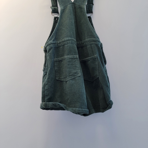 Princess Polly Kacey Ribbed Corduroy Shortall Size 4 Coveralls Hunter Green - Picture 12 of 13